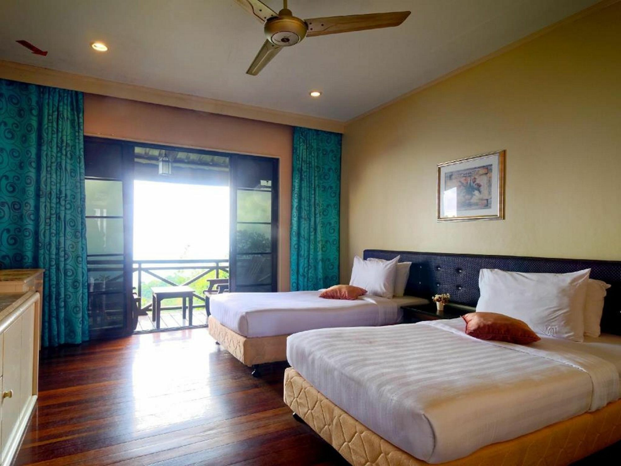 Kasih Sayang Hill Resort Kota Kinabalu Eksteriør bilde